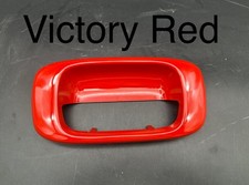 99-07 Chevy Gmc Silverado Sierra Tailgate Bezel Victory Red. 99-07 Chevy Gmc Silverado Sierra Tailgate Bezel Victory Red.