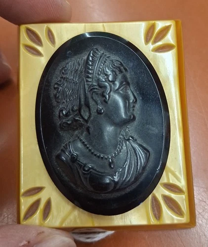 Vintage Bakelite Cameo Brooch Pin Yellow Black Rectangle Oval Fashion Jewelry