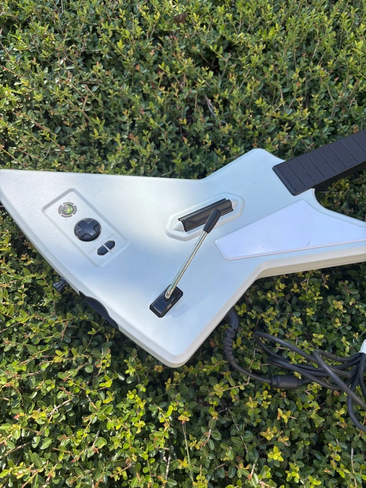 Controlador con cable Guitar Hero Xbox 360 X-Plorer Xplorer 95055 RedOctane leer Foto 3 de 4