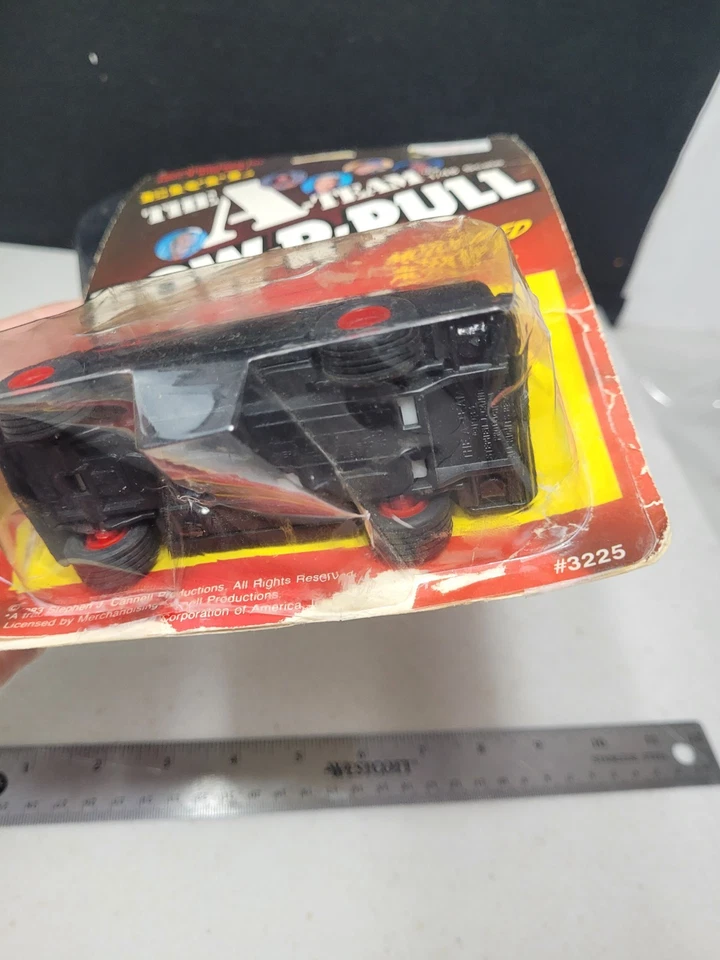 VTG Motorized Ertl A-Team Van New On Card 1983 USA "Pow-R-Pull" Pull Back 1/48 - Image 3 of 4