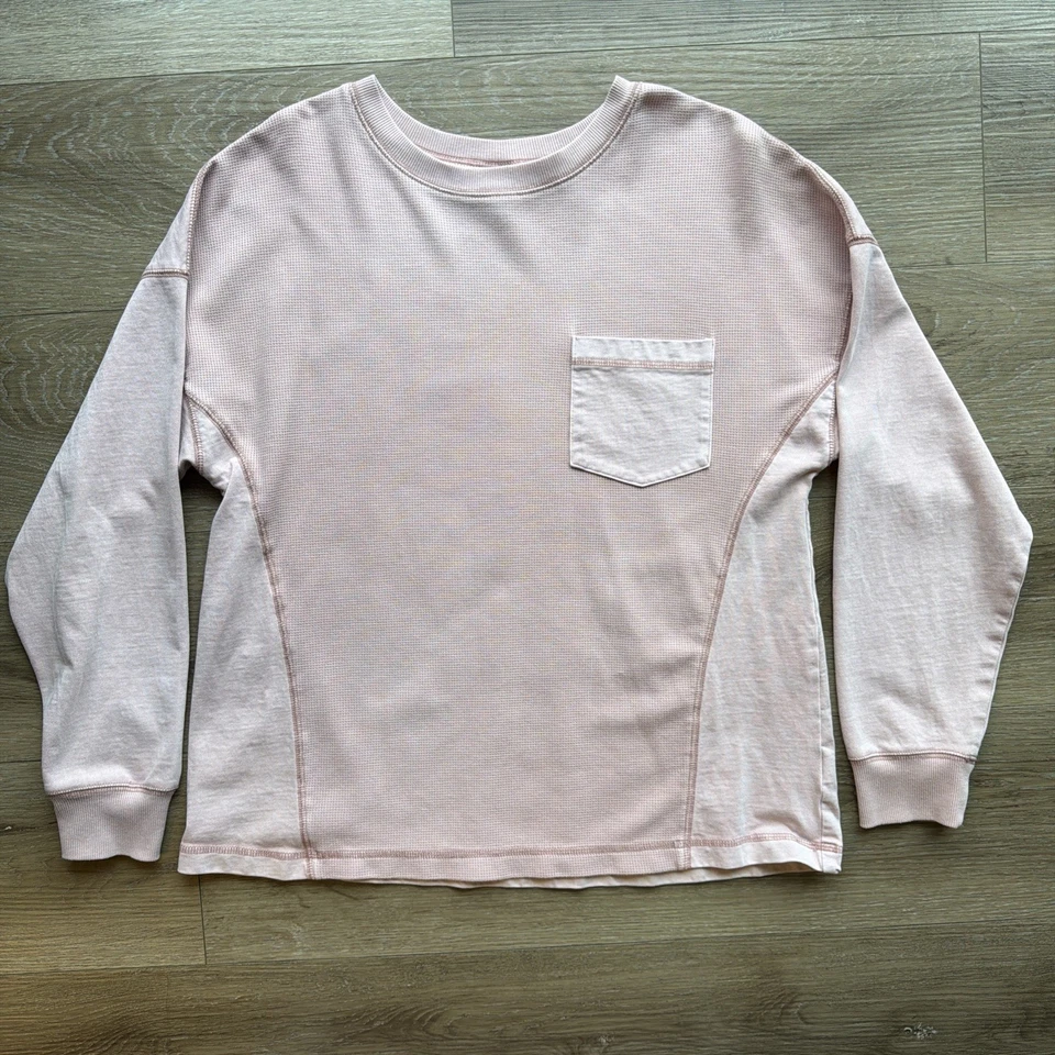 Lot Of 2 Women’s Wild Fable Long Sleeve Tops Crew Neck Pocket Tee Shirts Size M - Image 2 of 4