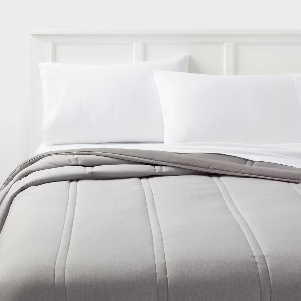 King Lofty Microfiber Comforter Dark Gray Heather - Room Essentials 3290₽