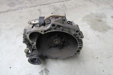 Schaltgetriebe Getriebe 5-Gang CHL 1598 CCM 55 KW VW Golf 1.6 Bj 1994