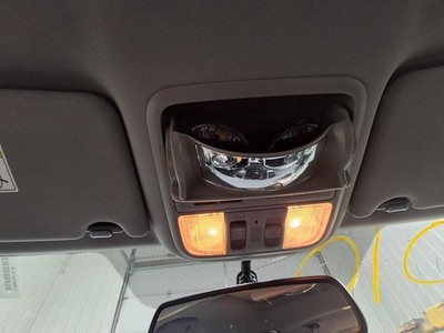 Used Front Upper Center Console fits: 2017 Honda Pilot roof w/sunroof w/o panora