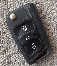 GENUINE SKODA 3 BUTTON REMOTE FLIP CAR KEY FOB - FREE DELIVERY