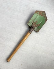 VTG Folding Shovel Spade Gardening Camping East Germany
