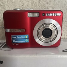 Samsung S760 Digital Camera 7.2MP 3x Optical Zoom with Carrying Case