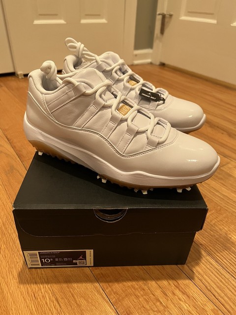 Size 10.5 - Jordan 11 Low Golf Metallic 