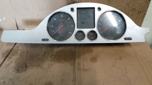 Tacho Kombiinstrument VW Passat 3C  3C0920871E  3C0 920 871E  A2C53242429