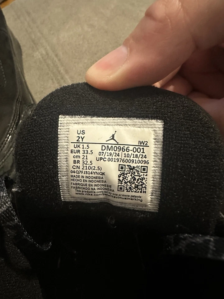 耐克 Air Jordan 3 黑色猫运动鞋 — 第 4/4 张图片