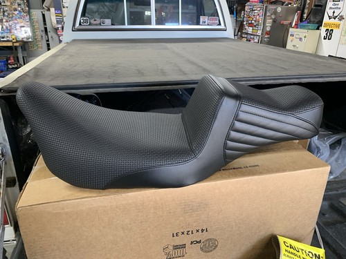 Le Pera Kickflip Daddy Long Legs Seat - Basketweave - FL '08+ LK-587DLBW