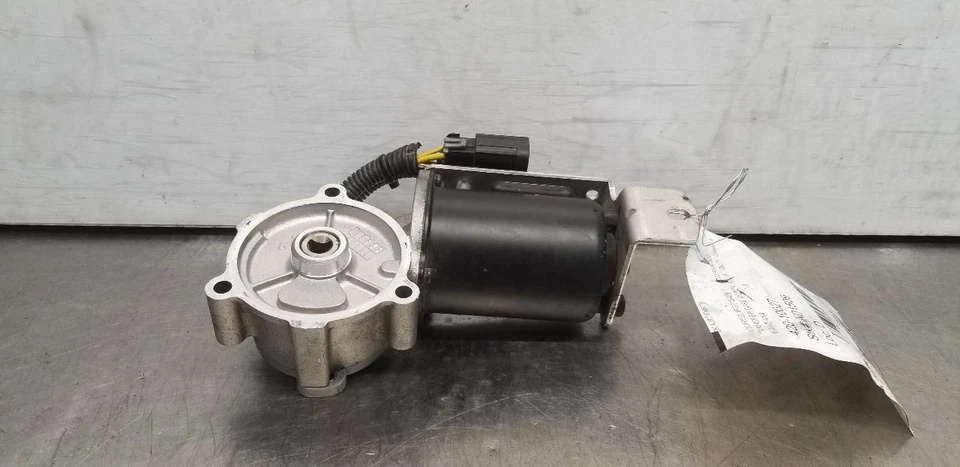 23 DODGE RAM 2500 TRANSFER CASE MOTOR 6.7L 4X4 4WD - Image 4 of 4