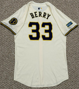 BERRY SIZE 42 #33 2024 MILWAUKEE BREWERS CREAM "GAME USED" JERSEY $250 MLB