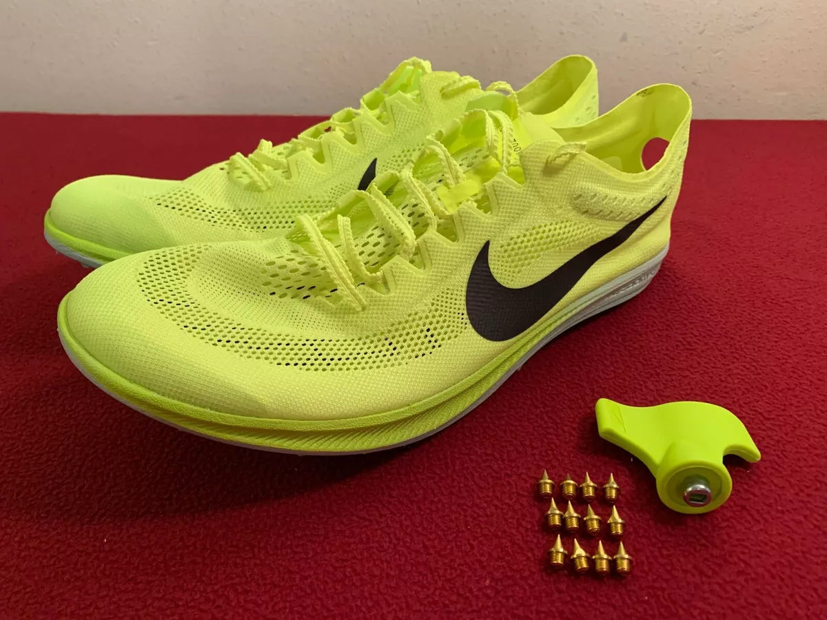Track and clearance field distance spikes