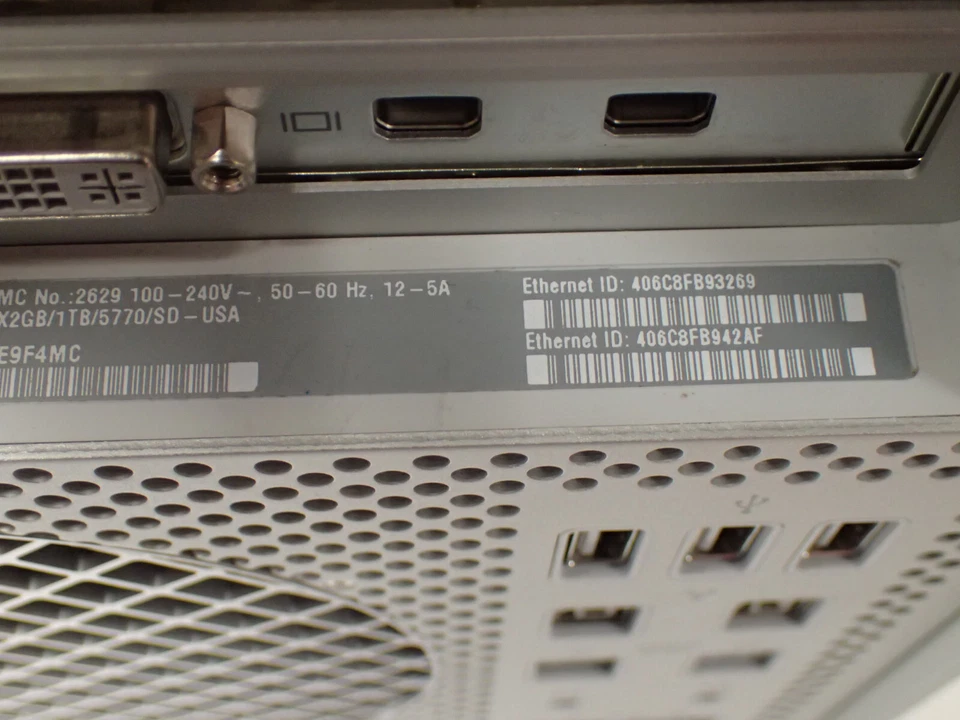 APPLE MAC PRO A1289 EMC NO.:2629 100-240Vac 50-60Hz 12-5A DESKTOP COMPUTER 16gb - Image 3 of 4