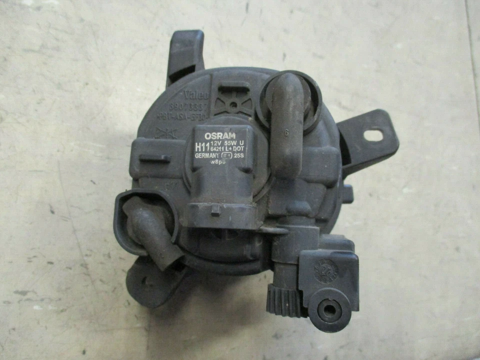 Faro antiniebla izquierdo audi a4 b8 8k a5 8t 8t0941699 nsw luz VALEO Foto 4 de 4