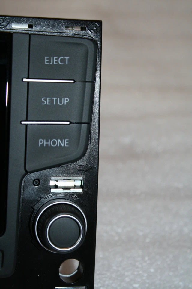 VW VAG OEM Touran Radio Composition Color Bluetooth Freisprechanlage 510035869A - Bild 2 von 4