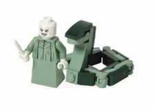 LEGO Harry Potter: Lord Voldemort Minifigure with Nagini
