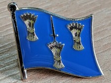 ** CHESHIRE ** County Metal Lapel Pin Badge *NEW* MIX & MATCH BUY 3 GET 2 FREE!