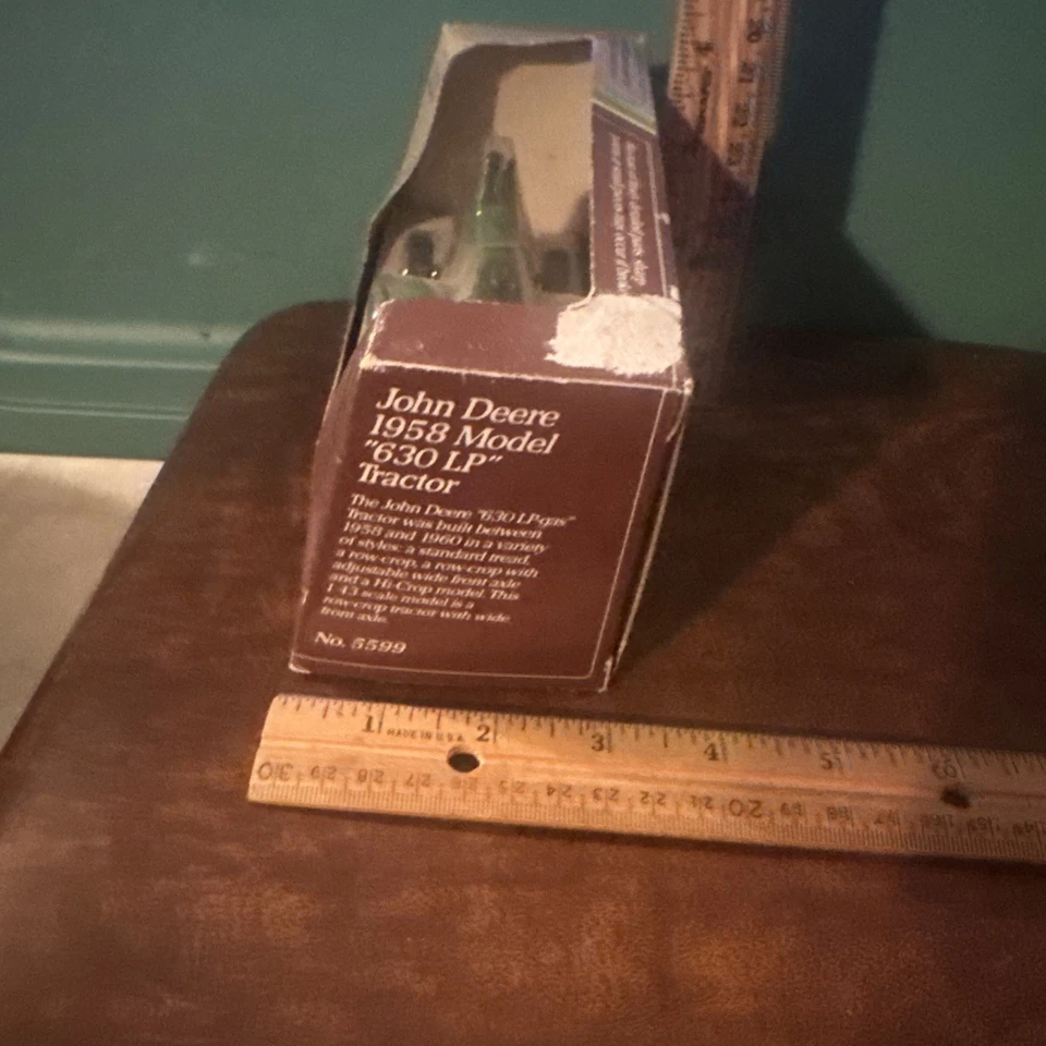 ERTL John Deere 1/43 Scale 1958 630 LP Die Cast Tractor In Original New In Box - Image 2 of 4