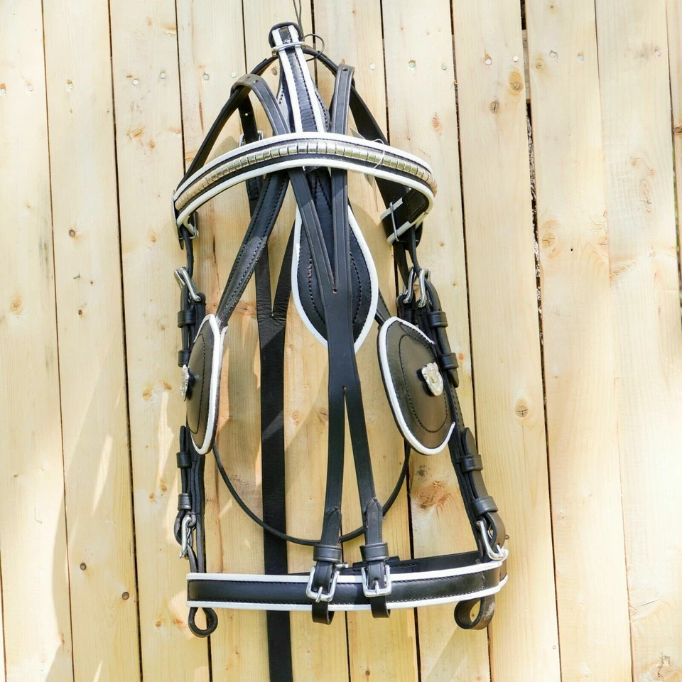 Black Horse Patent Leather Driving Harness White Trim Set Available In Full Size - Image 4 of 4