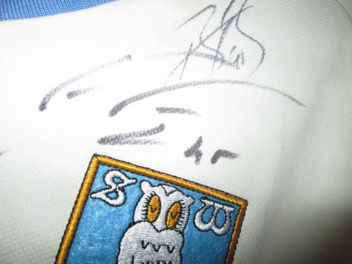 Sheffield Wednesday 2016-2017 signiertes drittes Fußballshirt Squad COA WAWAW 44927 - Bild 2 von 4