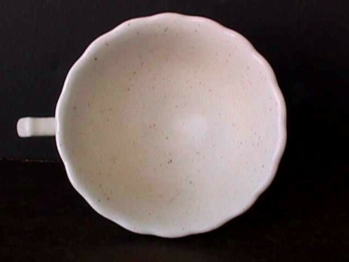 **VINEYARD (2) CUPS & (1) SAUCER VERNON WARE METLOX-MS60-F - Picture 7 of 11