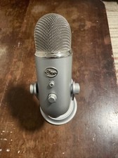 Blue Microphones Yeti - USB Microphone for Professional Recording