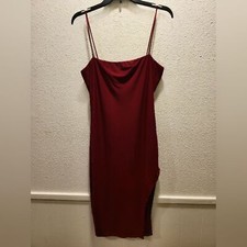 Fashion Nova girls night out hem split dress