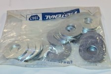 19 NEW FASTENAL USS FLAT WASHERS ZP 9/16 NNB  MAKE OFFER  