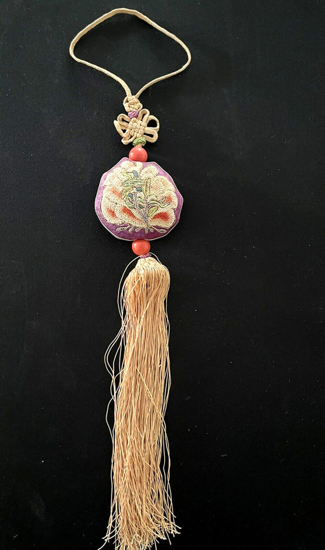 VINTAGE CHINESE QING SILK EMBROIDERY SACHET TASSEL EMBROIDERED FORBIDDEN STITCH
