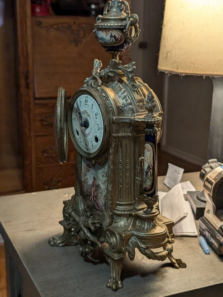 Juego de muebles reloj manto 8 días porcelana estilo bronce y sevres vintage Foto 4 de 4