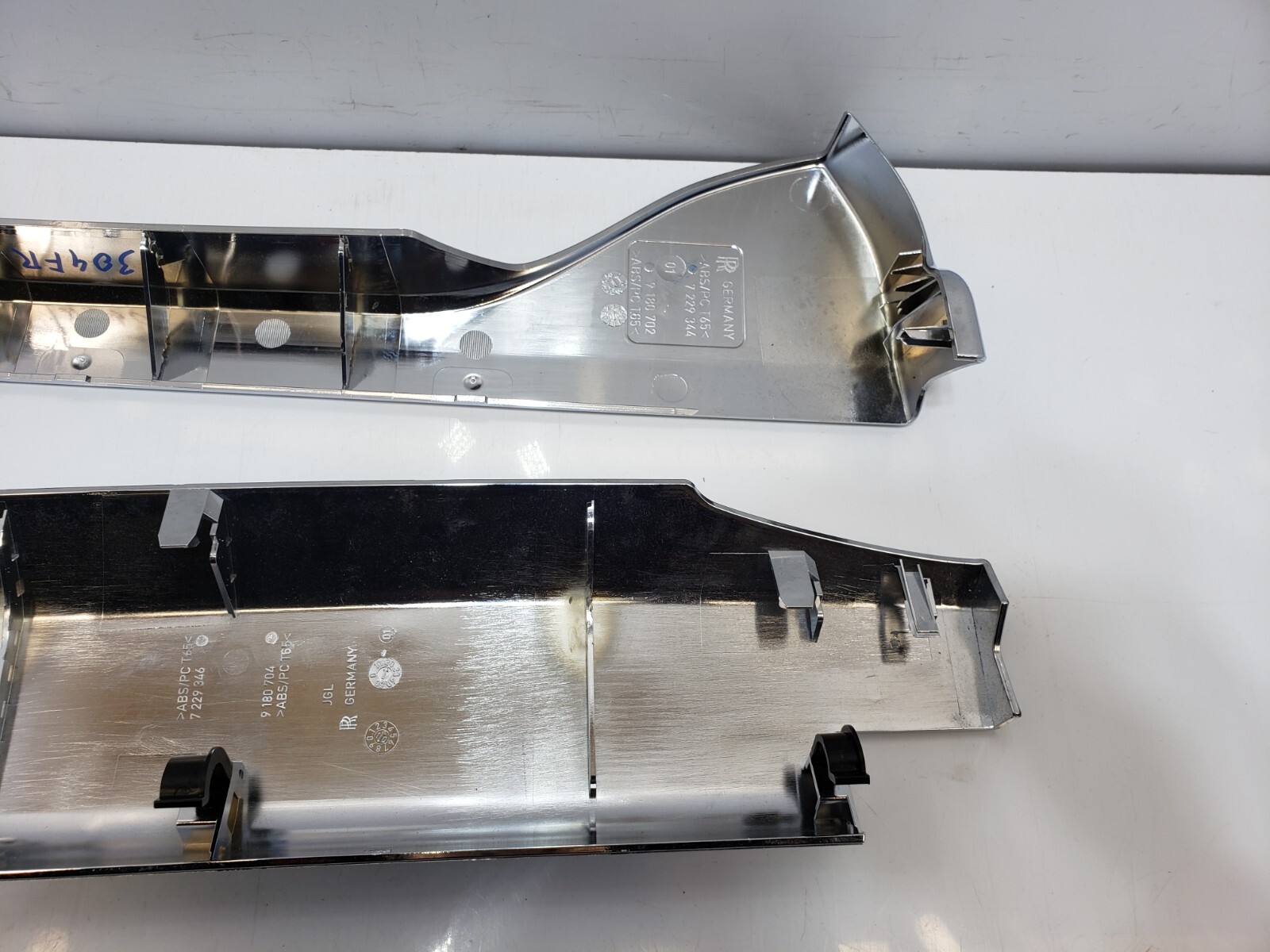 ✅ 10-14 OEM Rolls Royce Ghost RR4 Front Right Passenger Seat Rail Trim SET*