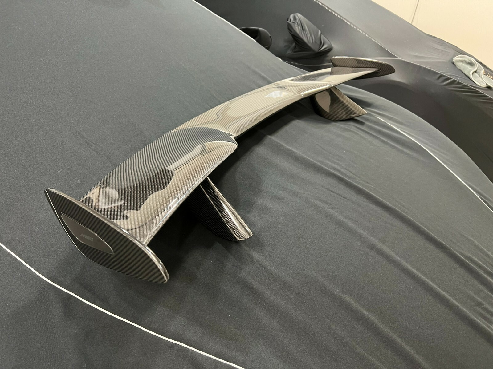 Mclaren GT Carbon Fiber Wing