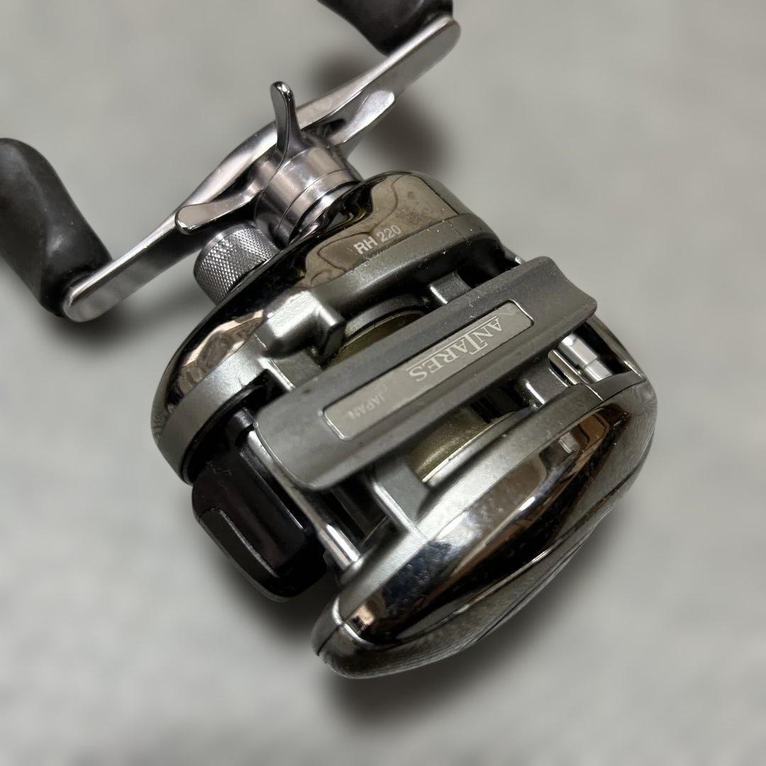 Shimano Scorpion ANTARES Bait Reel for Parts or Repair, No 19-23