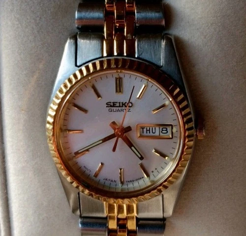 Vntg Seiko 24mm Day/Date  7N83-0041 A4 Presidential Fluted Bezel PETITE Watch