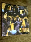 Taylor Swift The Life of A Showgirl Vinyl Lovely Bouquet Golden SEALED IN HAND