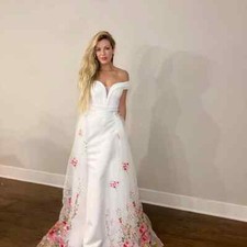Elegant A-Line Floral Lace Prom Dress Floor-Length Off Shoulder Wedding Dress