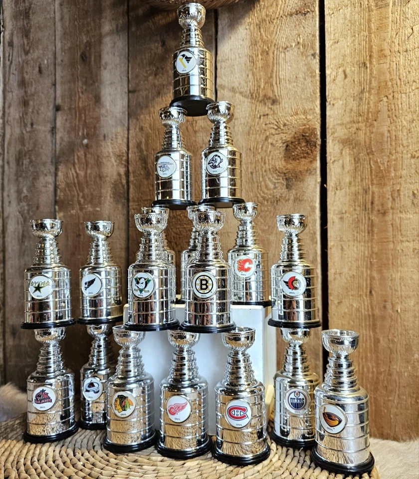 Labatts Mini NHL Stanley Cup Collectible Figurines - SOLD Separately - Image 3 of 4