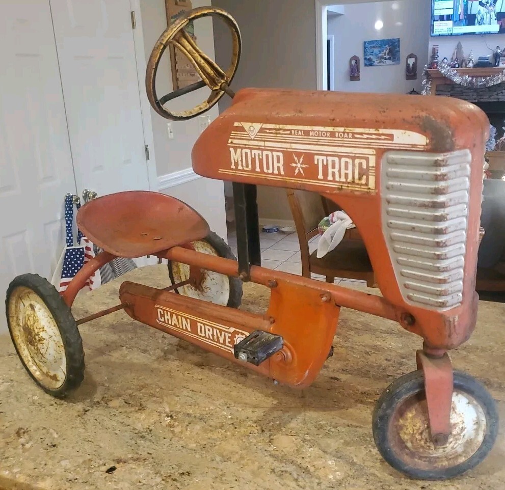 Antique Metal AMF Pedal Tractor Motor Trac Chain Driven Pedal Car