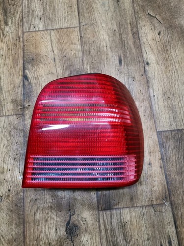 VW Polo 6N2 Rücklicht Rückleuchte rechts #5702