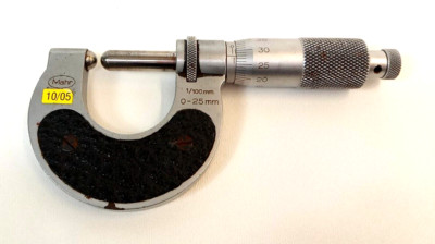 Mahr Bügelmessschraube 0-25mm Bügelschraube Mikrometer 0,01 Messschraube 0-25 mm