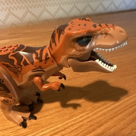 LEGO Jurassic World T. Rex Tyrannosaurus Rex Dinosaur Figure 2010 Tracker 75918
