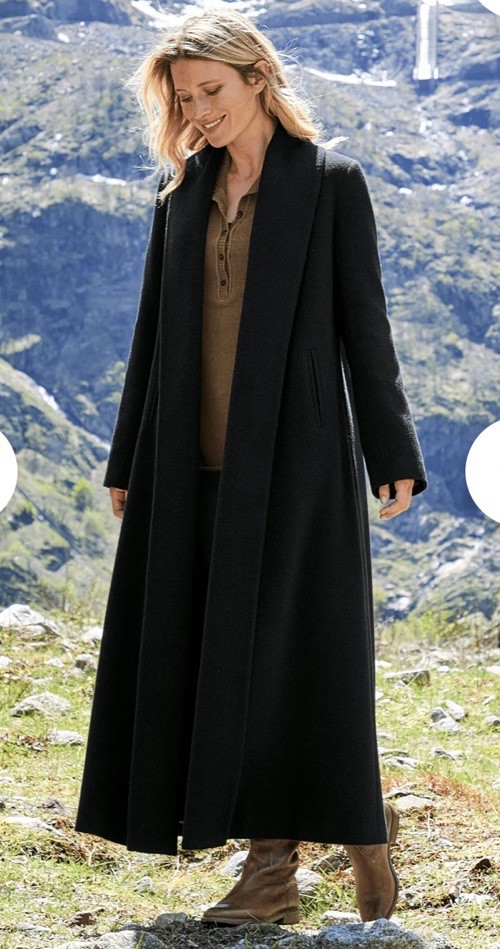 Peruvian Connection Decades Black Alpaca Wool Buttonless Shawl Long  Coa G2U View 3
