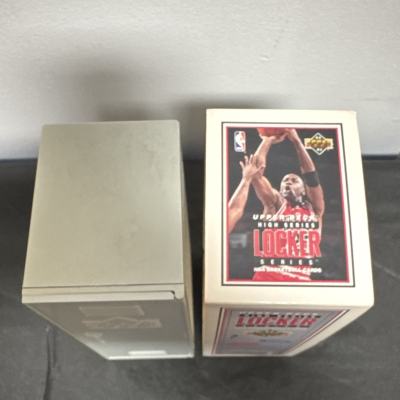 1992/93 Upper Deck Basketball High Series Empty Locker Box & Sleeve M. Jordan