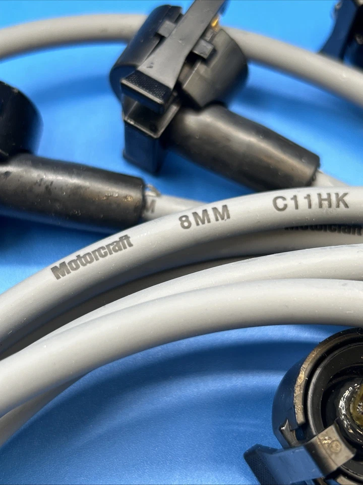 Motorcraft - Juego de cables de bujías de encendido WR5702 Foto 3 de 4