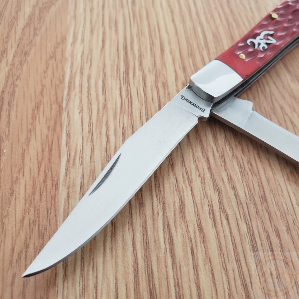 Faca de bolso Browning Trapper lâminas de aço inoxidável cabo de osso irregular vermelho - Imagem 2 de 4