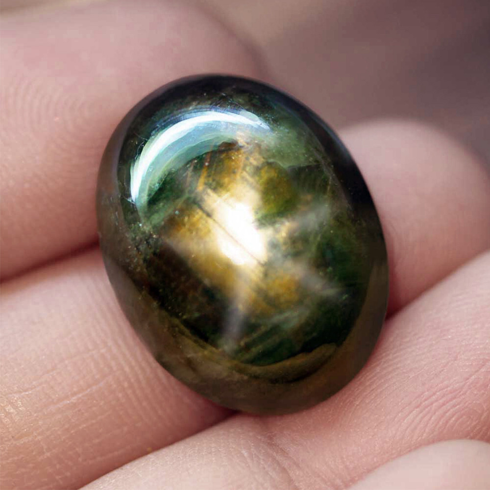 Saphir marron verdâtre cabochon ovale 49.12Cts, pierre précieuse naturelle pour collection