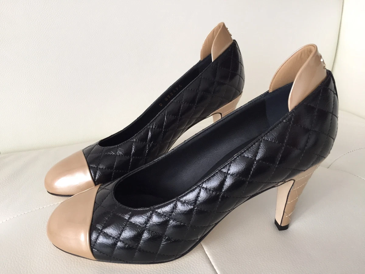 CHANEL BLACK QUILTED CALFSKIN LEATHER CLASSIC PUMPS WITH BEIGE CAPTOE 36.5