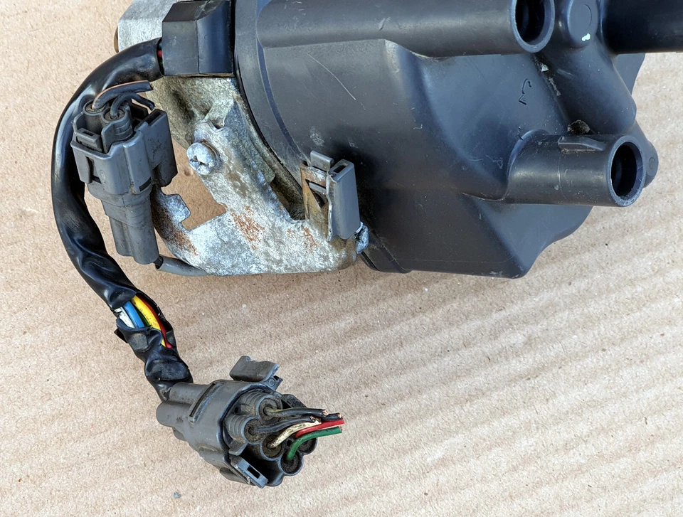 Toyota Corolla Ae100, sprinter, trueno, Carina 93-02 Ignition Distributor 4A-FE - Image 4 of 4